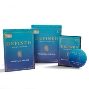 Defined - Teen Girls' Bible Study Leader Kit: Who God Says You Are *Very Good*