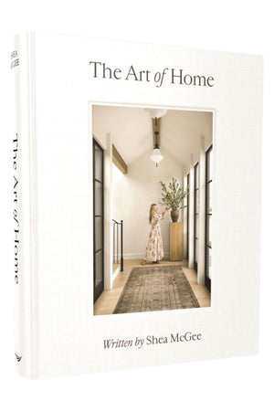 The Art of Home: A Designer Guide to Creating an Elevated Yet Approachable Home *Very Good*