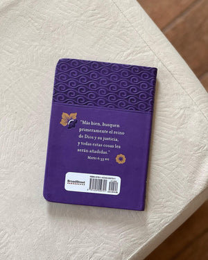 Oraciones Y Promesas Para La Mujer (Spanish Edition) (Spanish and English Edition)